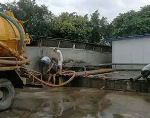 浚县抽化粪池自动清理的方法